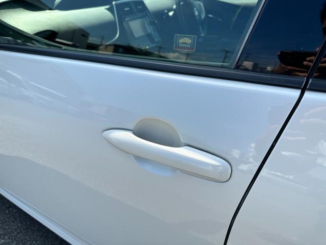 プリウス S 当社下取車 ナビ バックカメラ フルセグTV LEDヘッドライト オートライト Bluetooth接続 アルミホイール ETC 横滑り抑制装置 スマートキー スペアキー ルームクリーニング済み(17枚目)