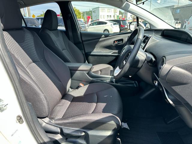 プリウス S 当社下取車 ナビ バックカメラ フルセグTV LEDヘッドライト オートライト Bluetooth接続 アルミホイール ETC 横滑り抑制装置 スマートキー スペアキー ルームクリーニング済み(24枚目)