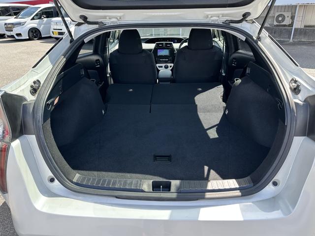 プリウス S 当社下取車 ナビ バックカメラ フルセグTV LEDヘッドライト オートライト Bluetooth接続 アルミホイール ETC 横滑り抑制装置 スマートキー スペアキー ルームクリーニング済み(27枚目)