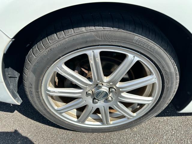 プリウス S 当社下取車 ナビ バックカメラ フルセグTV LEDヘッドライト オートライト Bluetooth接続 アルミホイール ETC 横滑り抑制装置 スマートキー スペアキー ルームクリーニング済み(42枚目)