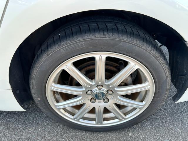 プリウス S 当社下取車 ナビ バックカメラ フルセグTV LEDヘッドライト オートライト Bluetooth接続 アルミホイール ETC 横滑り抑制装置 スマートキー スペアキー ルームクリーニング済み(44枚目)