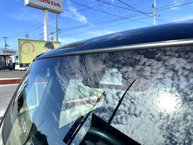 Ｎ－ＢＯＸカスタム Ｇ・Ｌホンダセンシング　ホンダセンシング　衝突軽減ブレーキ　車線逸脱抑制　オートライト　オートハイビーム　両側スライド片側電動スライドドア　横滑り抑制装置　ＬＥＤヘッドライト　ＬＥＤフォグライト　ルームクリーニング済み（4枚目）