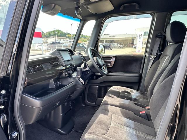 Ｎ－ＢＯＸカスタム Ｇ・Ｌホンダセンシング　ホンダセンシング　衝突軽減ブレーキ　車線逸脱抑制　オートライト　オートハイビーム　両側スライド片側電動スライドドア　横滑り抑制装置　ＬＥＤヘッドライト　ＬＥＤフォグライト　ルームクリーニング済み（20枚目）