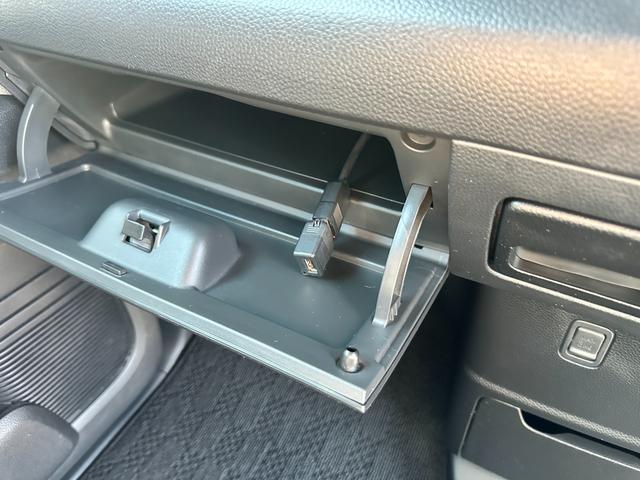 Ｎ－ＢＯＸカスタム Ｇ・Ｌホンダセンシング　ホンダセンシング　衝突軽減ブレーキ　車線逸脱抑制　オートライト　オートハイビーム　両側スライド片側電動スライドドア　横滑り抑制装置　ＬＥＤヘッドライト　ＬＥＤフォグライト　ルームクリーニング済み（39枚目）