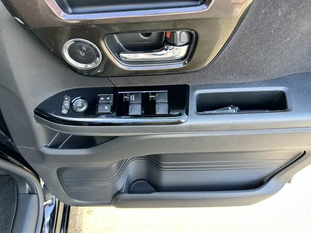 Ｎ－ＢＯＸカスタム Ｇ・Ｌホンダセンシング　ホンダセンシング　衝突軽減ブレーキ　車線逸脱抑制　オートライト　オートハイビーム　両側スライド片側電動スライドドア　横滑り抑制装置　ＬＥＤヘッドライト　ＬＥＤフォグライト　ルームクリーニング済み（47枚目）