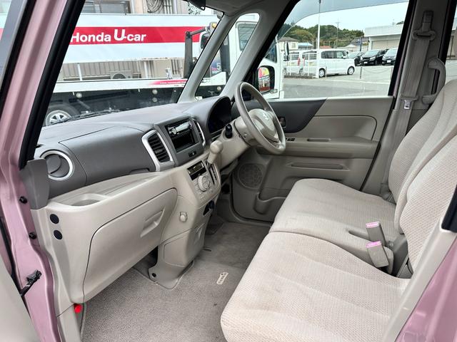 スペーシア G 当社下取車 両側スライドドア アイドリングストップ スマートキー プッシュスタートエンジンスイッチ アルミホイール オートエアコン CD USB入力 シートアンダートレー ルームクリーニング済み(17枚目)