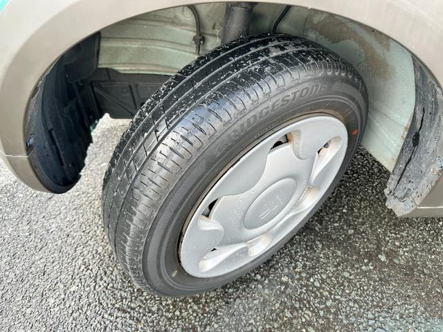 アルトラパン L 当社下取車 1オーナー 禁煙車 衝突軽減ブレーキ 全方位カメラ メモリーナビ 運転席側シートヒーター USB入力 TV Bluetooth接続 スマートキー 両席エアバック ルームクリーニング済み(38枚目)