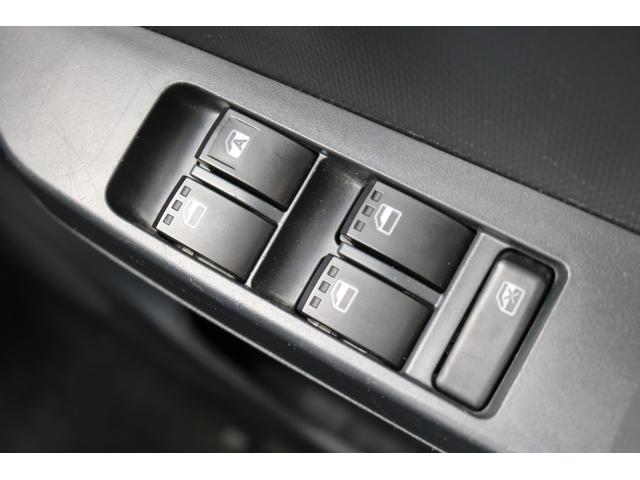 プレオプラス Ｆ　スマートアシスト　スバル認定中古車／禁煙車／スマートアシスト／オートライト／ハイビームアシスト／アイドリングストップ／ＡＭ・ＦＭラジオ／ＣＤプレーヤー／リモコンキー／パワーウィンドウ／盗難防止システム／ＶＤＣ／ＡＢＳ／（14枚目）