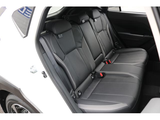 クロストレック Limited スバル認定中古車/新世代アイサイト/禁煙車/ワンオーナー/サンルーフ/11.6インチセンターインフォメーションディスプレイ/自動防眩ミラー/全周囲カメラ/ハンドルヒーター/パワーシート/シートヒーター(5枚目)