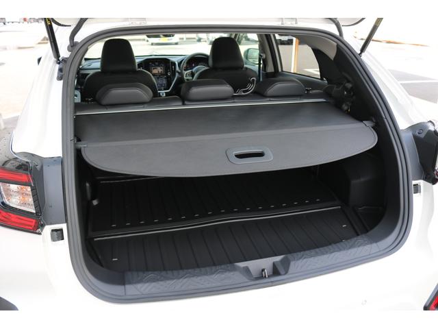 クロストレック Limited スバル認定中古車/新世代アイサイト/禁煙車/ワンオーナー/サンルーフ/11.6インチセンターインフォメーションディスプレイ/自動防眩ミラー/全周囲カメラ/ハンドルヒーター/パワーシート/シートヒーター(13枚目)
