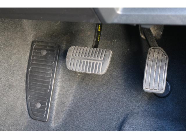 インプレッサスポーツ ２．０ｉ－Ｌ　ＥｙｅＳｉｇｈｔ　スバル認定中古車／アイサイト／禁煙車／ワンオーナー／８インチパナソニックナビ／電動格納ドアミラー／スマートキー／サイドカメラ／バックカメラ／１８インチ純正アルミホイール／シートリフター／ＶＤＣ／ＡＢＳ（10枚目）