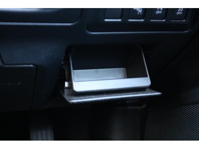 インプレッサスポーツ ２．０ｉ－Ｌ　ＥｙｅＳｉｇｈｔ　スバル認定中古車／アイサイト／禁煙車／ワンオーナー／８インチパナソニックナビ／電動格納ドアミラー／スマートキー／サイドカメラ／バックカメラ／１８インチ純正アルミホイール／シートリフター／ＶＤＣ／ＡＢＳ（35枚目）