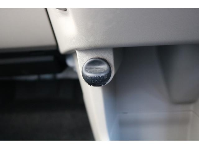 ムーヴ L スバル認定中古車/スマートアシスト/禁煙車/4WD/リモコンキー/CDプレーヤー/AM/FMラジオ/電動格納ドアミラー/シートリフター/ホイールキャップ/パワーウィンドウ/エアコン/ABS/VDC/(24枚目)