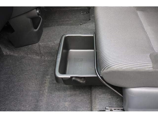 ステラ Ｒ　スマートアシスト　スバル認定中古車／スマートアシスト／禁煙車／ワンオーナー／スバル純正ナビ／ドラレコ／全周囲カメラ／バックカメラ／シートヒーター（運転席側）／オートライト／ＬＥＤヘッドランプ／１４インチ純正アルミ／（29枚目）