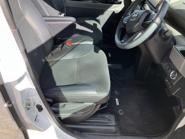 ご覧頂きまして誠に有難うございます!!是非ご来店して頂き、実際にご覧になって頂ければと思います。お客様からのご連絡をスタッフ一同、心よりお待ちしております