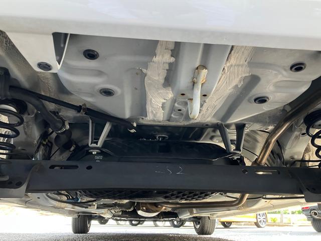 この度は当店のお車をご覧になっていただき、誠にありがとうございます。じっくり現車確認して頂けるよう、ご準備を致します!