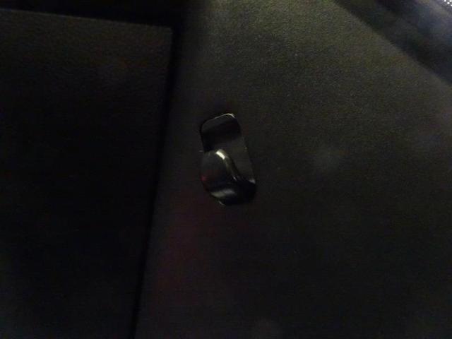 タンク G S ワンセグ メモリーナビ ミュージックプレイヤー接続可 衝突被害軽減システム 両側電動スライド ウオークスルー 記録簿 アイドリングストップ(32枚目)