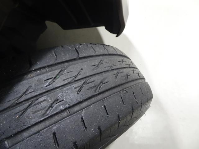 ヴィッツ ジュエラ　フルセグ　メモリーナビ　ＤＶＤ再生　バックカメラ　ＥＴＣ　プッシュスタート　スマートキー　盗難防止システム　オートエアコン　ナノイー　電動格納ミラー　ＡＢＳ　横滑防止装置（21枚目）