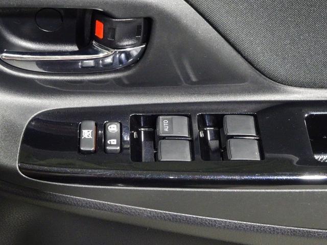 ヴィッツ Ｆ　セーフティーエディションＩＩＩ　ワンセグ　メモリーナビ　ミュージックプレイヤー接続可　バックカメラ　衝突被害軽減システム　ドラレコ　ＬＥＤヘッドランプ　ワンオーナー　記録簿（33枚目）