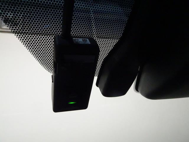 ドライブレコーダーを装備！万が一の時の記録や、楽しいお出かけの思い出の動画としてもご利用いただけます！