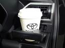運転席からすぐに手が届くカップホルダーです。