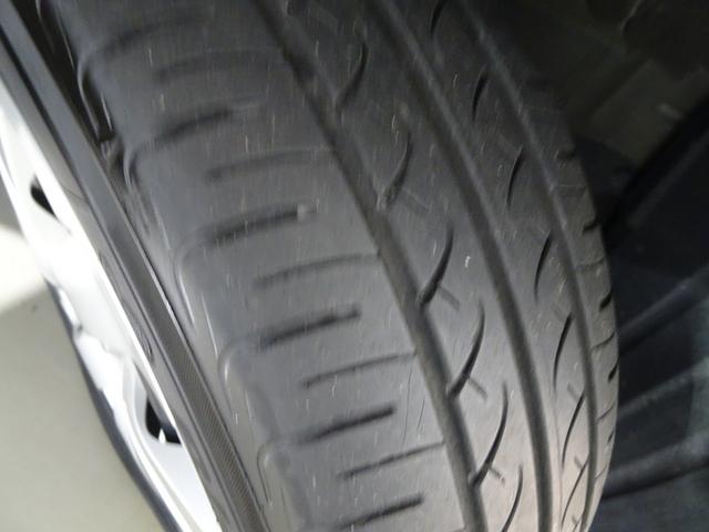 シエンタ G フルセグ メモリーナビ DVD再生 バックカメラ アイドリングストップ 衝突被害軽減システム オートマチックハイビーム プッシュスタート スマートキー 両側電動スライドドア LEDヘッドランプ(22枚目)