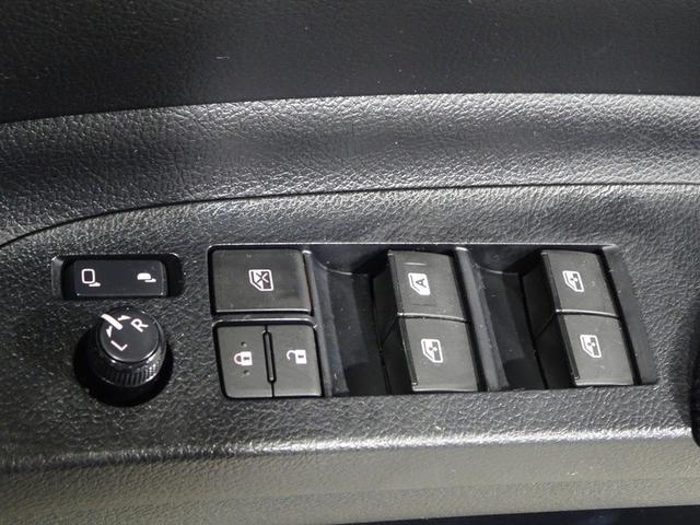 シエンタ G フルセグ メモリーナビ DVD再生 バックカメラ アイドリングストップ 衝突被害軽減システム オートマチックハイビーム プッシュスタート スマートキー 両側電動スライドドア LEDヘッドランプ(36枚目)