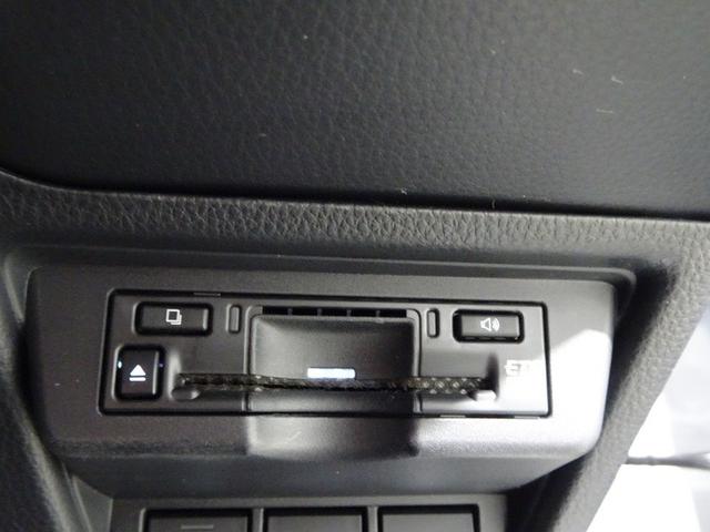 プリウス Ｚ　サンルーフ　フルセグ　メモリーナビ　ミュージックプレイヤー接続可　バックカメラ　衝突被害軽減システム　ＥＴＣ　ドラレコ　ＬＥＤヘッドランプ　ワンオーナー（12枚目）