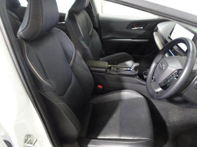 プリウス Ｚ　サンルーフ　フルセグ　メモリーナビ　ミュージックプレイヤー接続可　バックカメラ　衝突被害軽減システム　ＥＴＣ　ドラレコ　ＬＥＤヘッドランプ　ワンオーナー（13枚目）