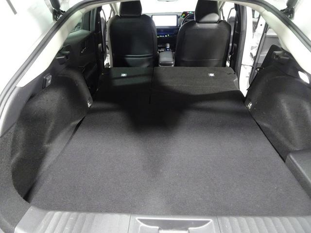 プリウス Ｚ　サンルーフ　フルセグ　メモリーナビ　ミュージックプレイヤー接続可　バックカメラ　衝突被害軽減システム　ＥＴＣ　ドラレコ　ＬＥＤヘッドランプ　ワンオーナー（16枚目）