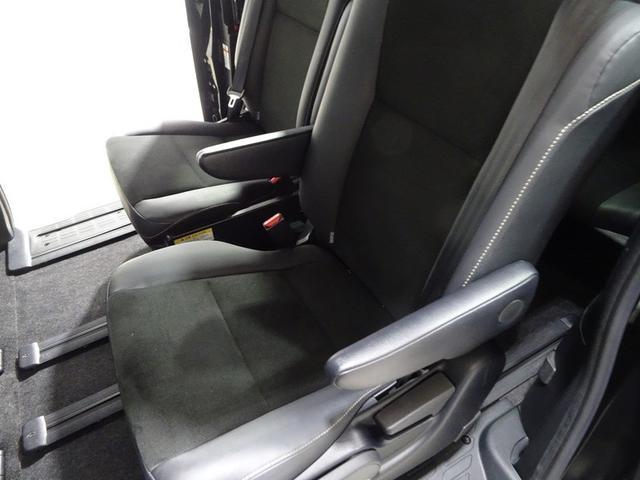 ノア Si ダブルバイビーII フルセグ メモリーナビ DVD再生 後席モニター 突被害軽減システム オートマチックハイビーム クルーズコントロール ETC ドラレコ スマートキー 両側電動スライド LEDヘッドランプ 純正アルミ(45枚目)