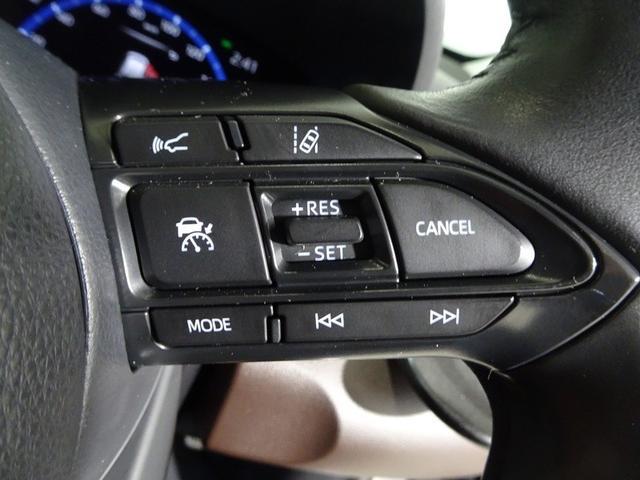 ヤリスクロス ハイブリッドＺ　フルセグ　メモリーナビ　ＤＶＤ再生　ミュージックプレイヤー接続可　バックカメラ　衝突被害軽減システム　ＥＴＣ　ＬＥＤヘッドランプ　ワンオーナー　記録簿（33枚目）