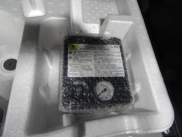 �p���N�C���L�b�g�t���B�X�y�A�^�C���̑���Ƀp���N�C���L�b�g�������t�����Ă��܂��B