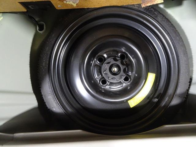 ���S�̃X�y�A�^�C���t���B�p���N���ȂǂɁA�����^�C�����������đ��s�o���܂��B