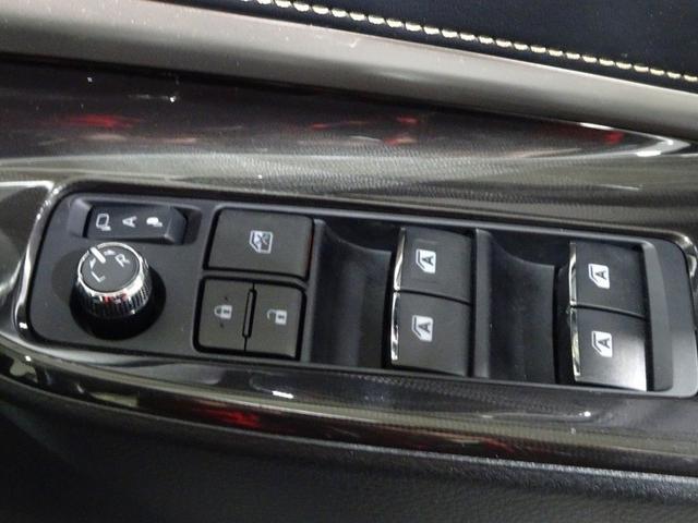 パワーウィンドウもしっかり完備しています。