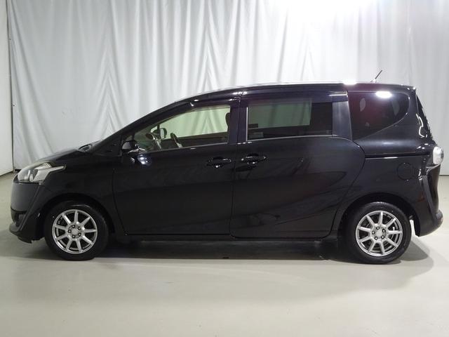 シエンタ Ｇ　フルセグ　メモリーナビ　ＤＶＤ再生　バックカメラ　ＥＴＣ　両側電動スライド　ウオークスルー　乗車定員７人　３列シート　アイドリングストップ（17枚目）