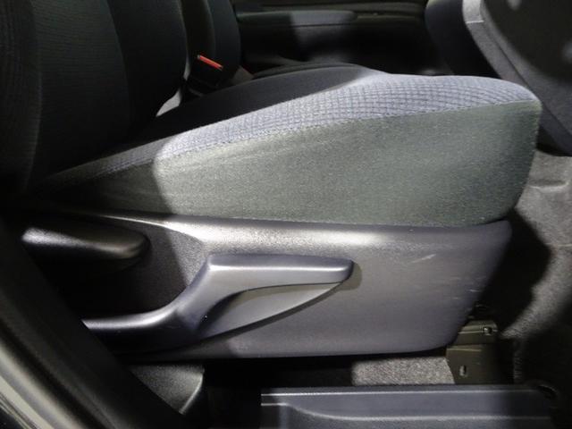 シエンタ Ｇ　フルセグ　メモリーナビ　ＤＶＤ再生　バックカメラ　ＥＴＣ　両側電動スライド　ウオークスルー　乗車定員７人　３列シート　アイドリングストップ（21枚目）