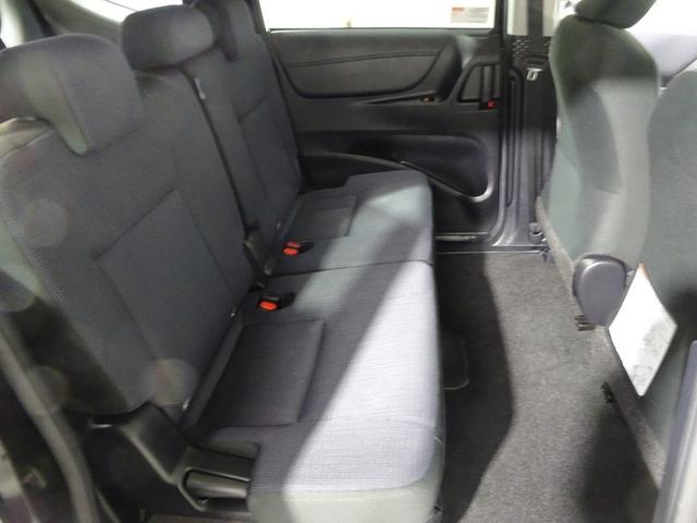 シエンタ Ｇ　フルセグ　メモリーナビ　ＤＶＤ再生　バックカメラ　ＥＴＣ　両側電動スライド　ウオークスルー　乗車定員７人　３列シート　アイドリングストップ（35枚目）