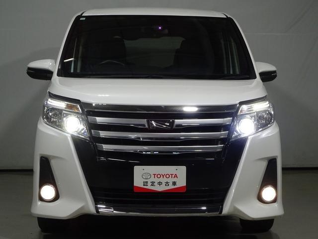ノア Ｓｉ　４ＷＤ　フルセグ　メモリーナビ　ＤＶＤ再生　バックカメラ　衝突被害軽減システム　ＥＴＣ　電動スライドドア　ＬＥＤヘッドランプ　ウオークスルー　乗車定員７人　３列シート　ワンオーナー（4枚目）