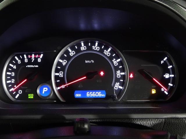 ノア Ｓｉ　４ＷＤ　フルセグ　メモリーナビ　ＤＶＤ再生　バックカメラ　衝突被害軽減システム　ＥＴＣ　電動スライドドア　ＬＥＤヘッドランプ　ウオークスルー　乗車定員７人　３列シート　ワンオーナー（25枚目）