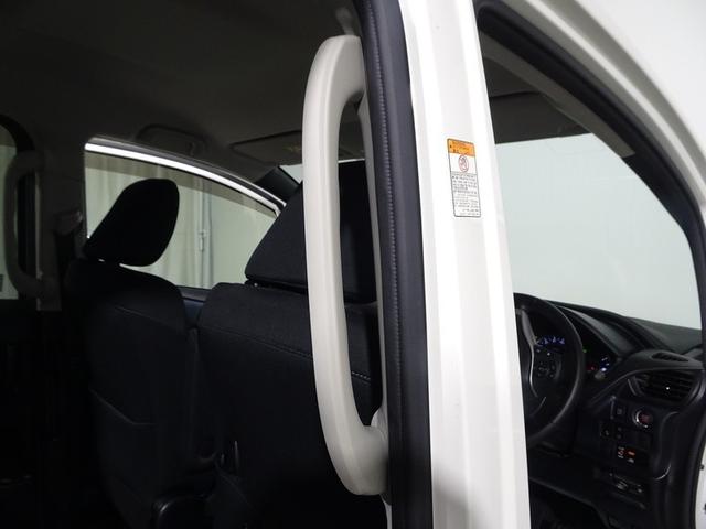 ノア Ｓｉ　４ＷＤ　フルセグ　メモリーナビ　ＤＶＤ再生　バックカメラ　衝突被害軽減システム　ＥＴＣ　電動スライドドア　ＬＥＤヘッドランプ　ウオークスルー　乗車定員７人　３列シート　ワンオーナー（36枚目）