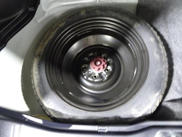 ノア Ｓｉ　４ＷＤ　フルセグ　メモリーナビ　ＤＶＤ再生　バックカメラ　衝突被害軽減システム　ＥＴＣ　電動スライドドア　ＬＥＤヘッドランプ　ウオークスルー　乗車定員７人　３列シート　ワンオーナー（37枚目）