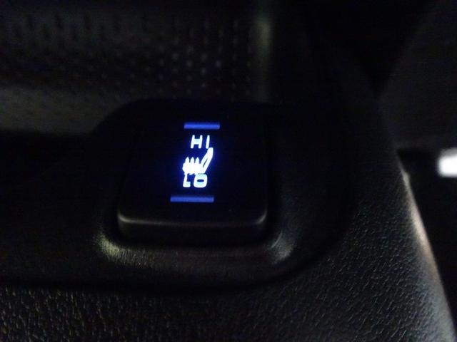 カローラスポーツ Ｇ　Ｘ　ワンセグ　メモリーナビ　ミュージックプレイヤー接続可　バックカメラ　衝突被害軽減システム　ＬＥＤヘッドランプ　ワンオーナー　アイドリングストップ（31枚目）