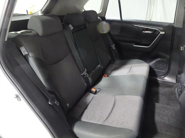 ＲＡＶ４ ハイブリッドＸ　４ＷＤ　フルセグ　メモリーナビ　ＤＶＤ再生　バックカメラ　衝突被害軽減システム　ＥＴＣ　ＬＥＤヘッドランプ　ワンオーナー　フルエアロ（14枚目）