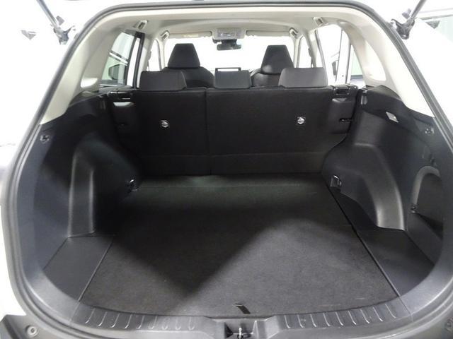 ＲＡＶ４ ハイブリッドＸ　４ＷＤ　フルセグ　メモリーナビ　ＤＶＤ再生　バックカメラ　衝突被害軽減システム　ＥＴＣ　ＬＥＤヘッドランプ　ワンオーナー　フルエアロ（15枚目）