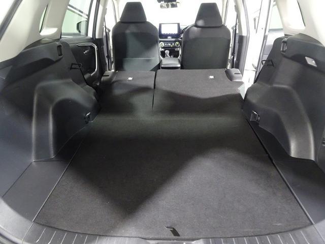 ＲＡＶ４ ハイブリッドＸ　４ＷＤ　フルセグ　メモリーナビ　ＤＶＤ再生　バックカメラ　衝突被害軽減システム　ＥＴＣ　ＬＥＤヘッドランプ　ワンオーナー　フルエアロ（16枚目）