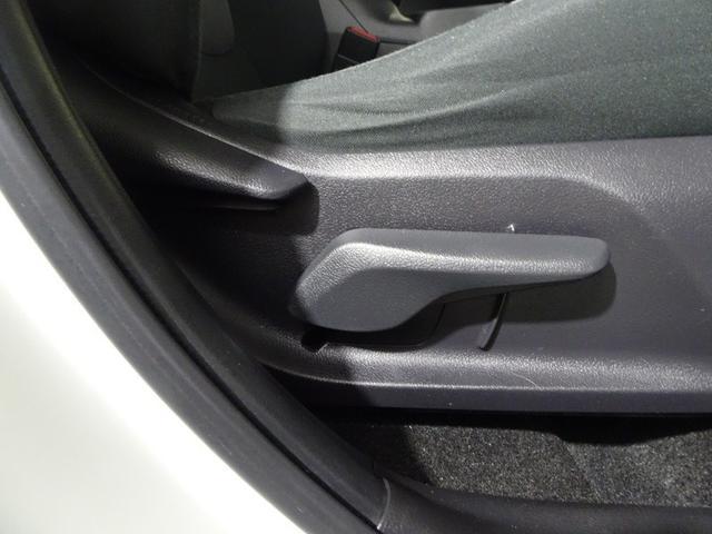 ＲＡＶ４ ハイブリッドＸ　４ＷＤ　フルセグ　メモリーナビ　ＤＶＤ再生　バックカメラ　衝突被害軽減システム　ＥＴＣ　ＬＥＤヘッドランプ　ワンオーナー　フルエアロ（23枚目）