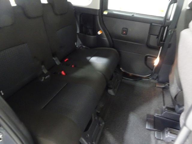 ルーミー X 4WD ミュージックプレイヤー接続可 バックカメラ 衝突被害軽減システム ETC 電動スライドドア ウオークスルー ワンオーナー アイドリングストップ(13枚目)