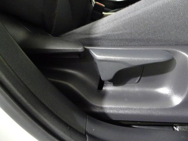 カローラスポーツ ハイブリッドＧ　Ｚ　フルセグ　メモリーナビ　ＤＶＤ再生　バックカメラ　衝突被害軽減システム　ＥＴＣ　ドラレコ　ＬＥＤヘッドランプ（24枚目）