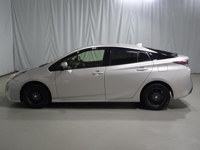 プリウス Ｓセーフティプラス　フルセグ　メモリーナビ　ＤＶＤ再生　バックカメラ　衝突被害軽減システム　ＥＴＣ　ドラレコ　ＬＥＤヘッドランプ　ワンオーナー（2枚目）